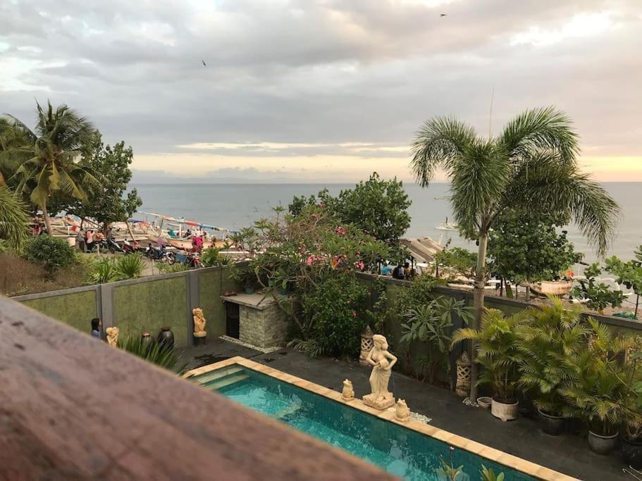 Villa Kenanga In Meninting By The Beach Mataram Zewnętrze zdjęcie